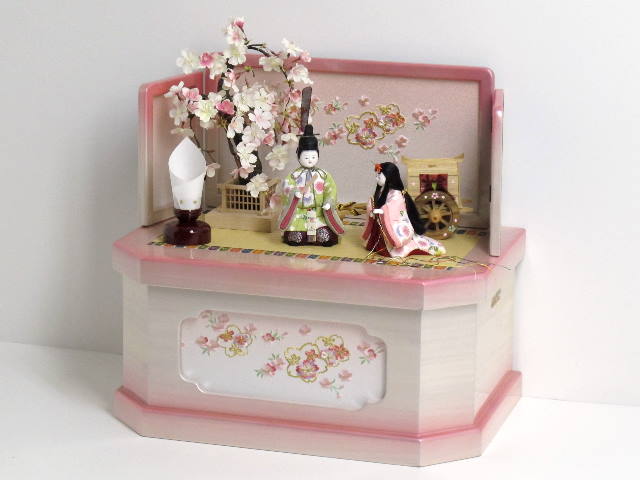 明るくかわいいピンク衣装の木目込み人形立ち雛収納飾り