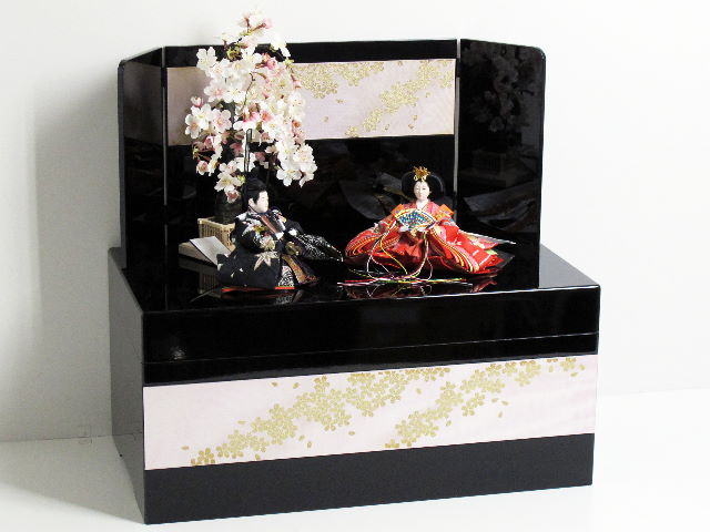 赤のお姫様と黒のお殿様の雛人形金桜黒塗箱収納飾り