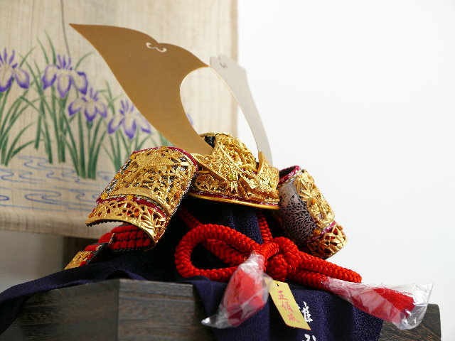 奈良春日大社所蔵国宝模写竹雀の兜15号蜻蛉菖蒲柄タペストリー収納飾り