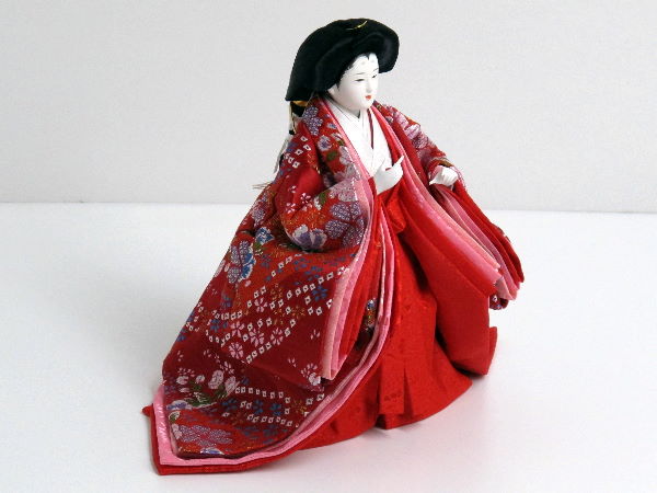 【特売】ボリューム衣装の雛人形三段飾り