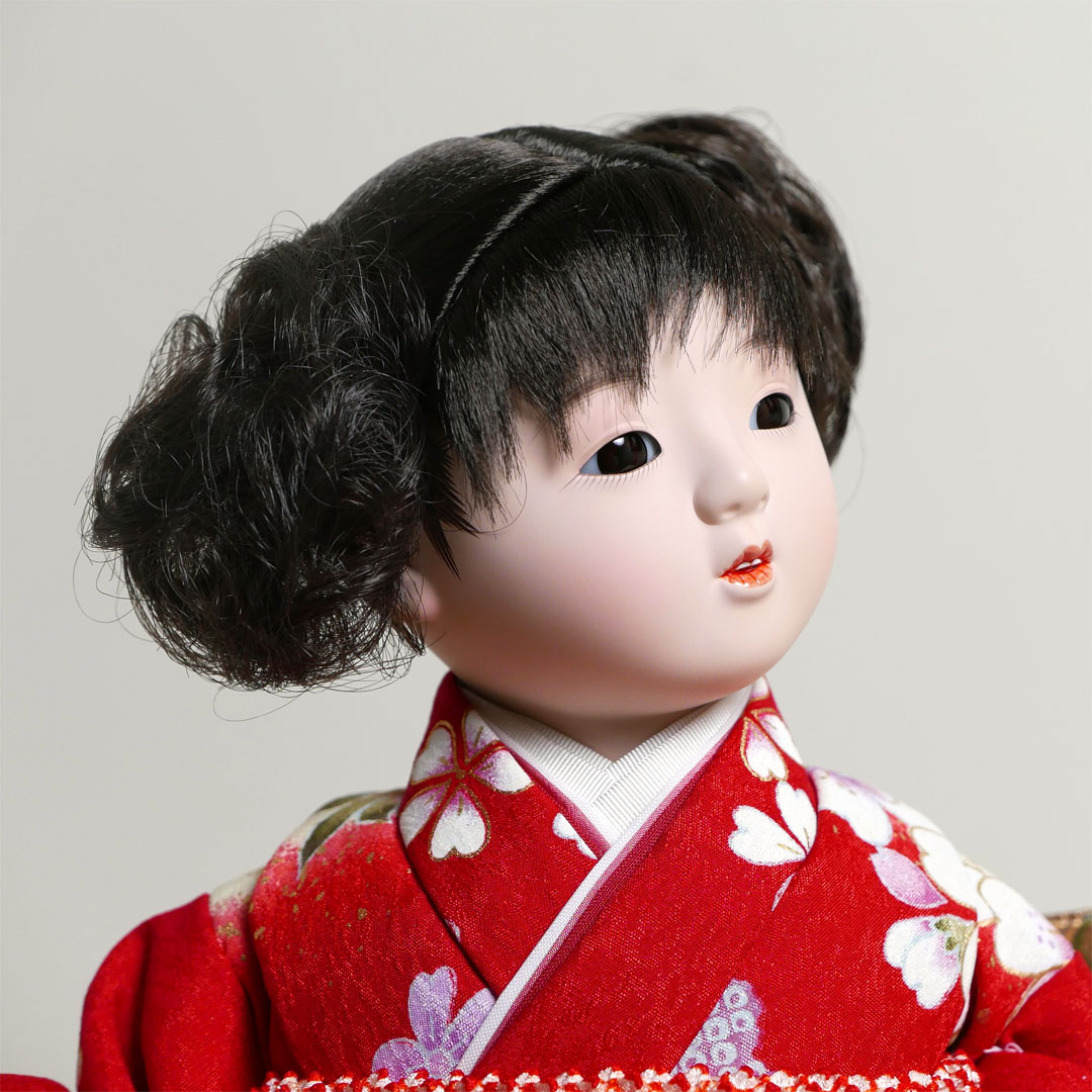 秀重 護守護人形