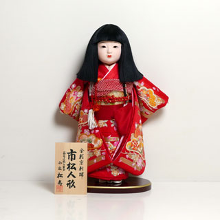 小出松寿 市松人形 尺二 金彩京刺繍松に牡丹・桜