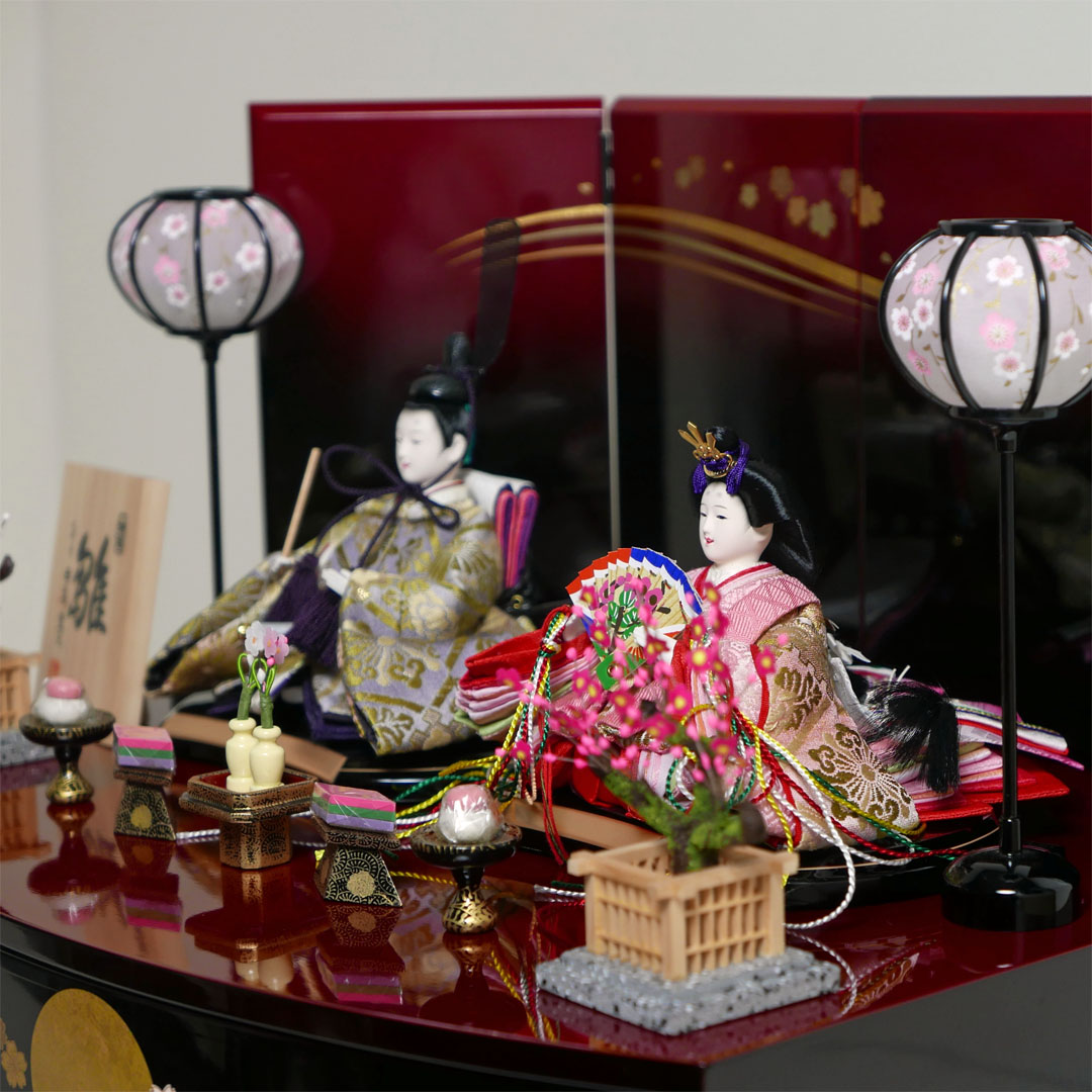 花菱紋様衣装雛人形月桜ぼかし塗収納飾り