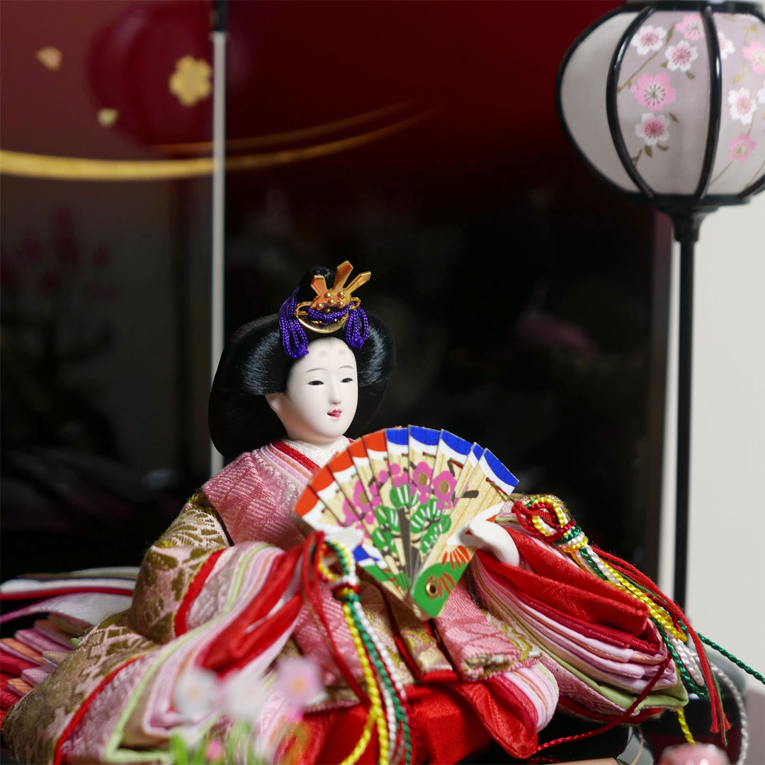 花菱紋様衣装雛人形月桜ぼかし塗収納飾り