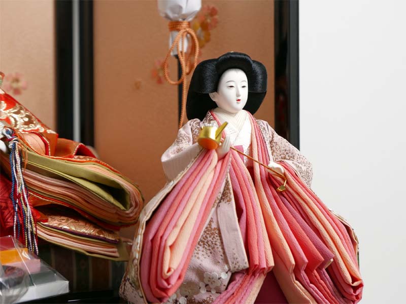 【激安特価在庫処分】草花格子模様金襴衣装の桜扇屏風五人飾り