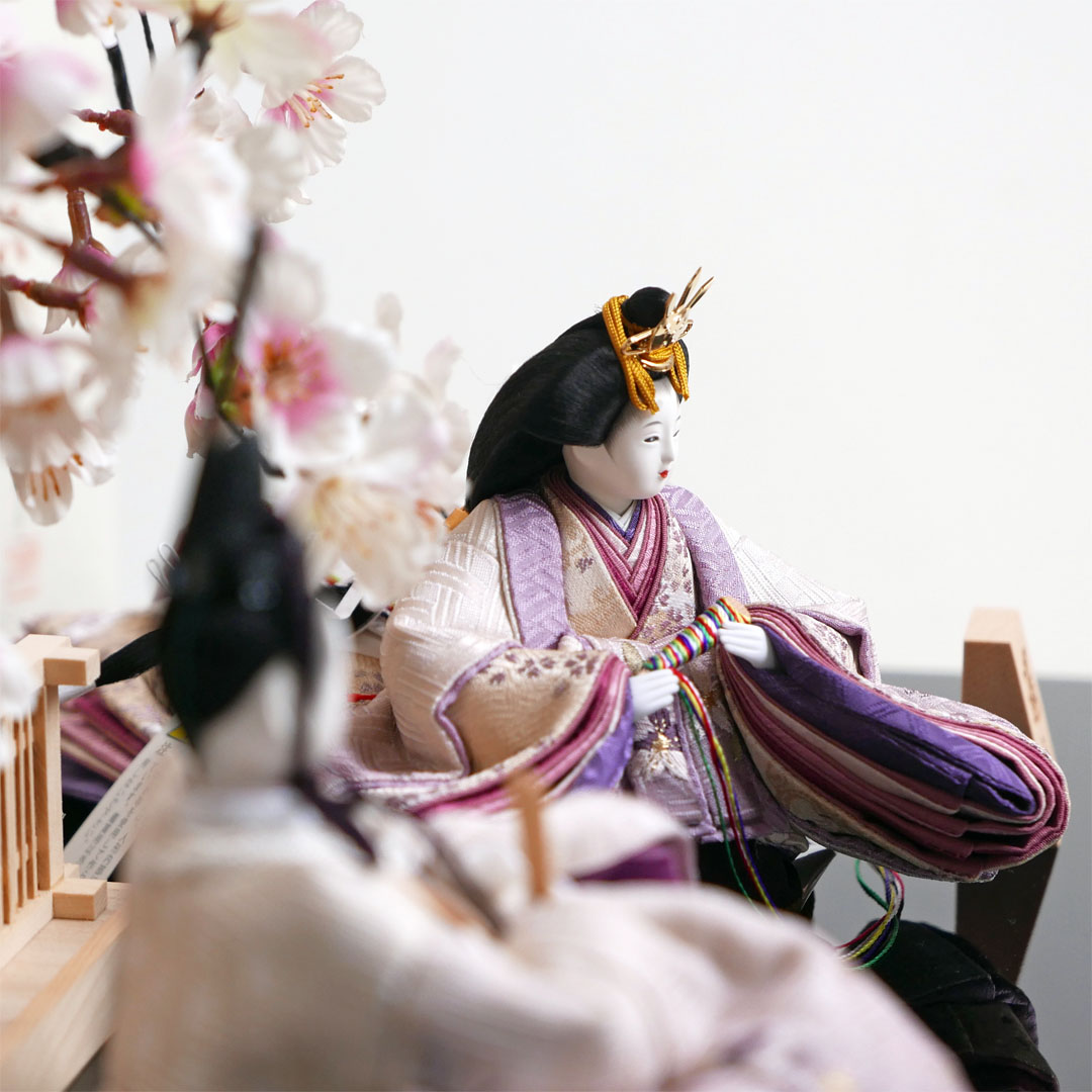 柴田家千代作 刺繍桜紫ぼかし衣装雛人形創作親王手描き桜収納飾り