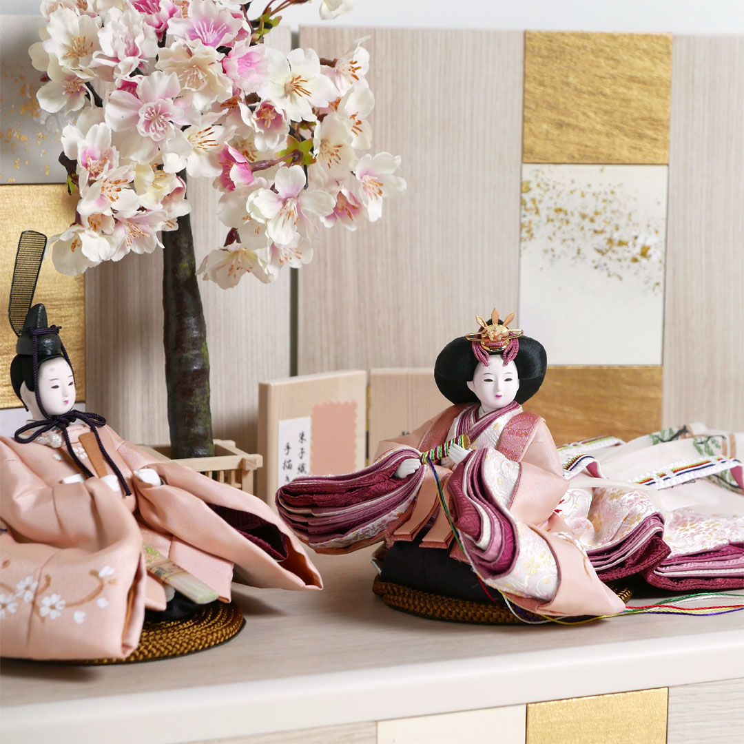 柴田家千代作 手描き桜ピンク衣装雛人形白木目屏風収納飾り