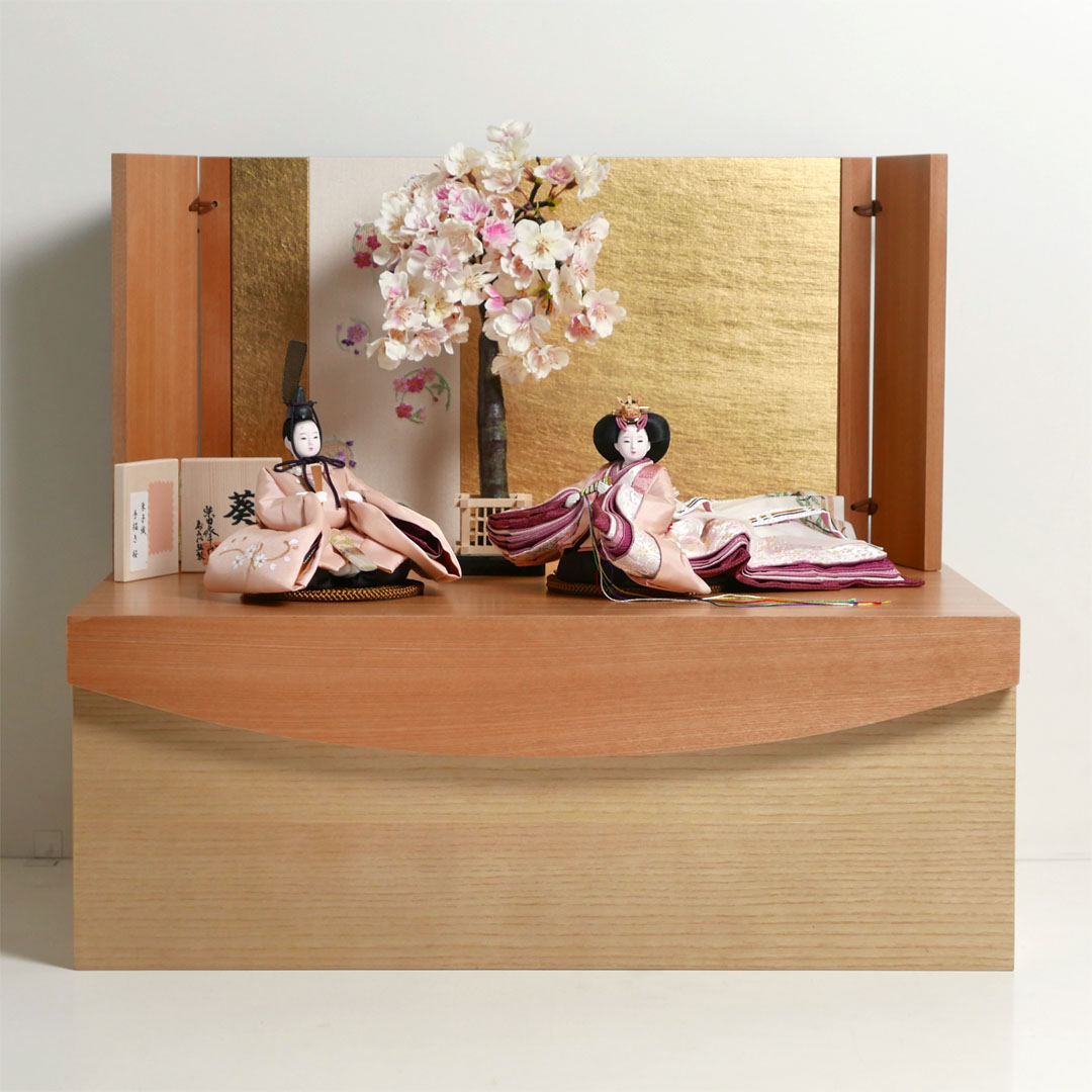 柴田家千代作 手描き桜ピンク衣装雛人形木目刺繍金屏風桜収納飾り