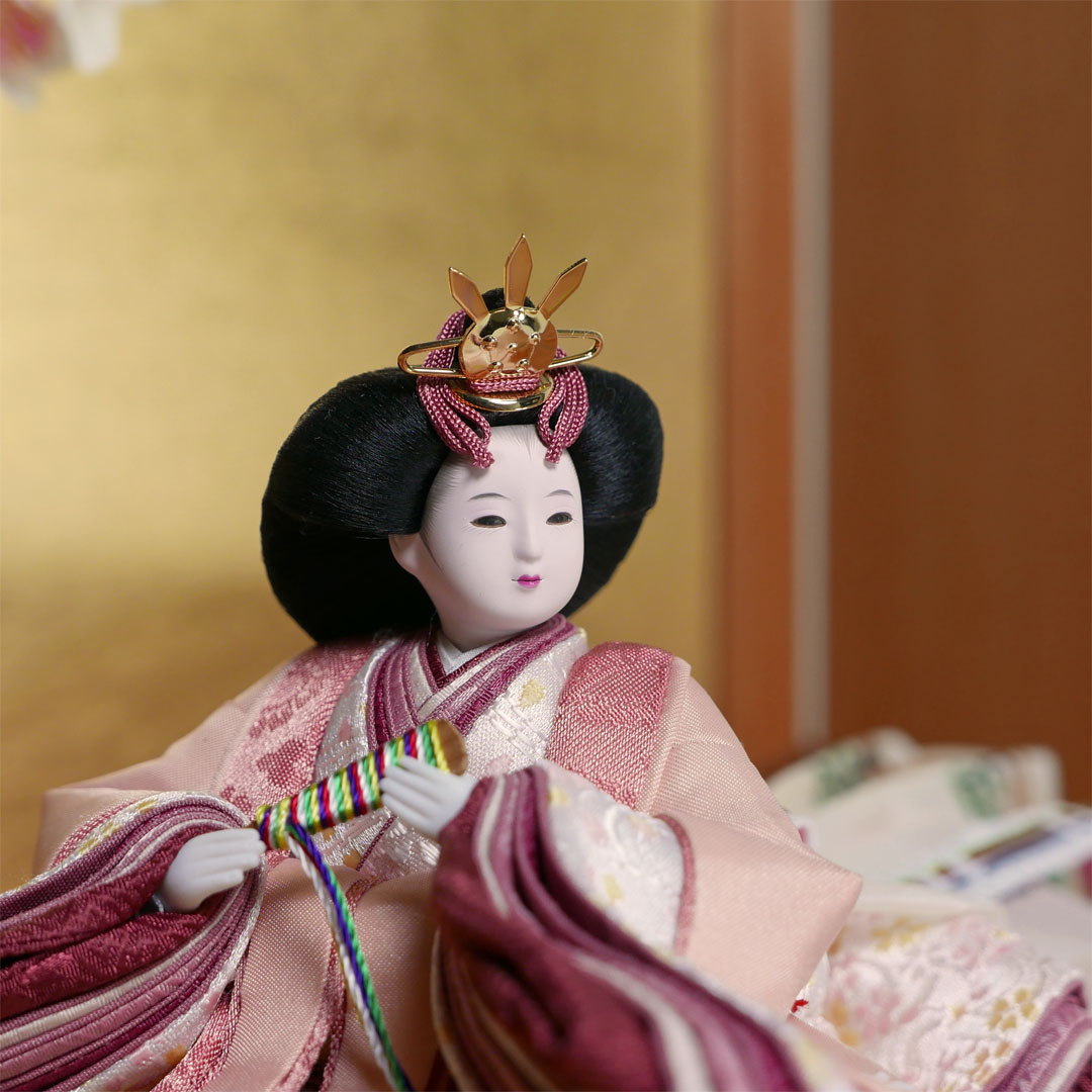 柴田家千代作 手描き桜ピンク衣装雛人形木目刺繍金屏風桜収納飾り
