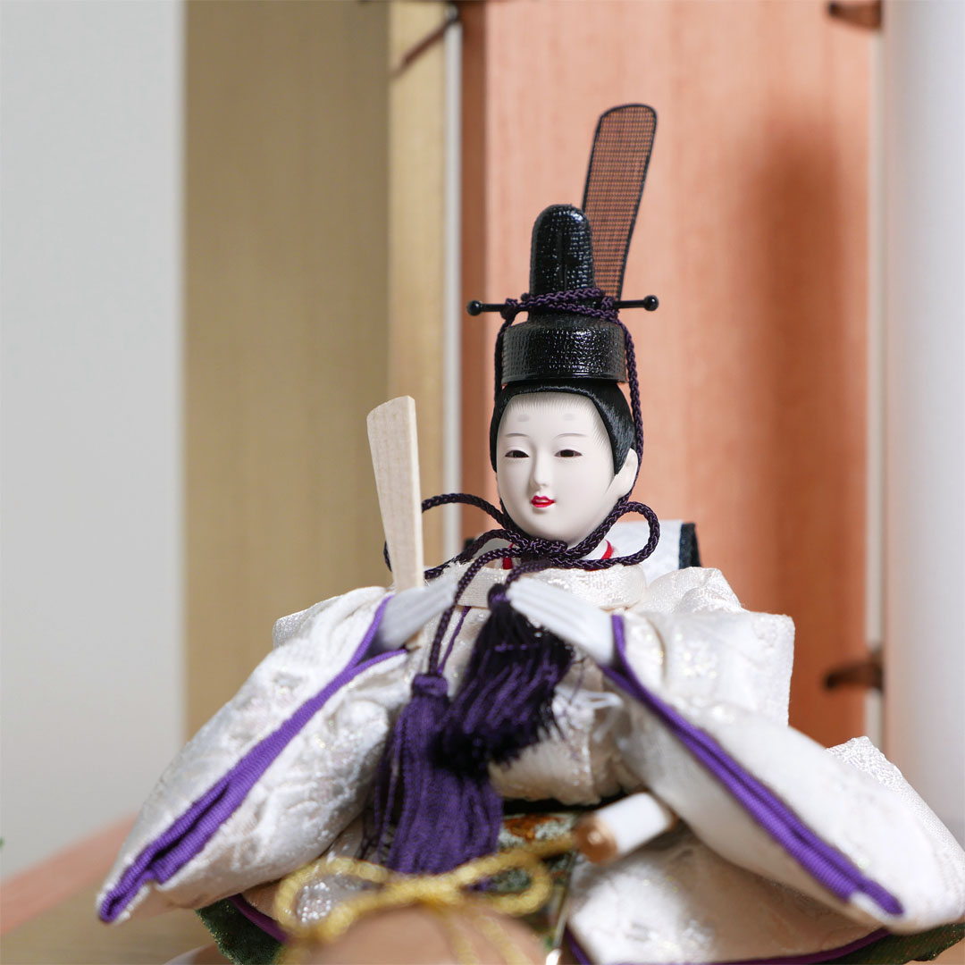 淡いピンク衣装の極小雛人形行灯引出収納飾り
