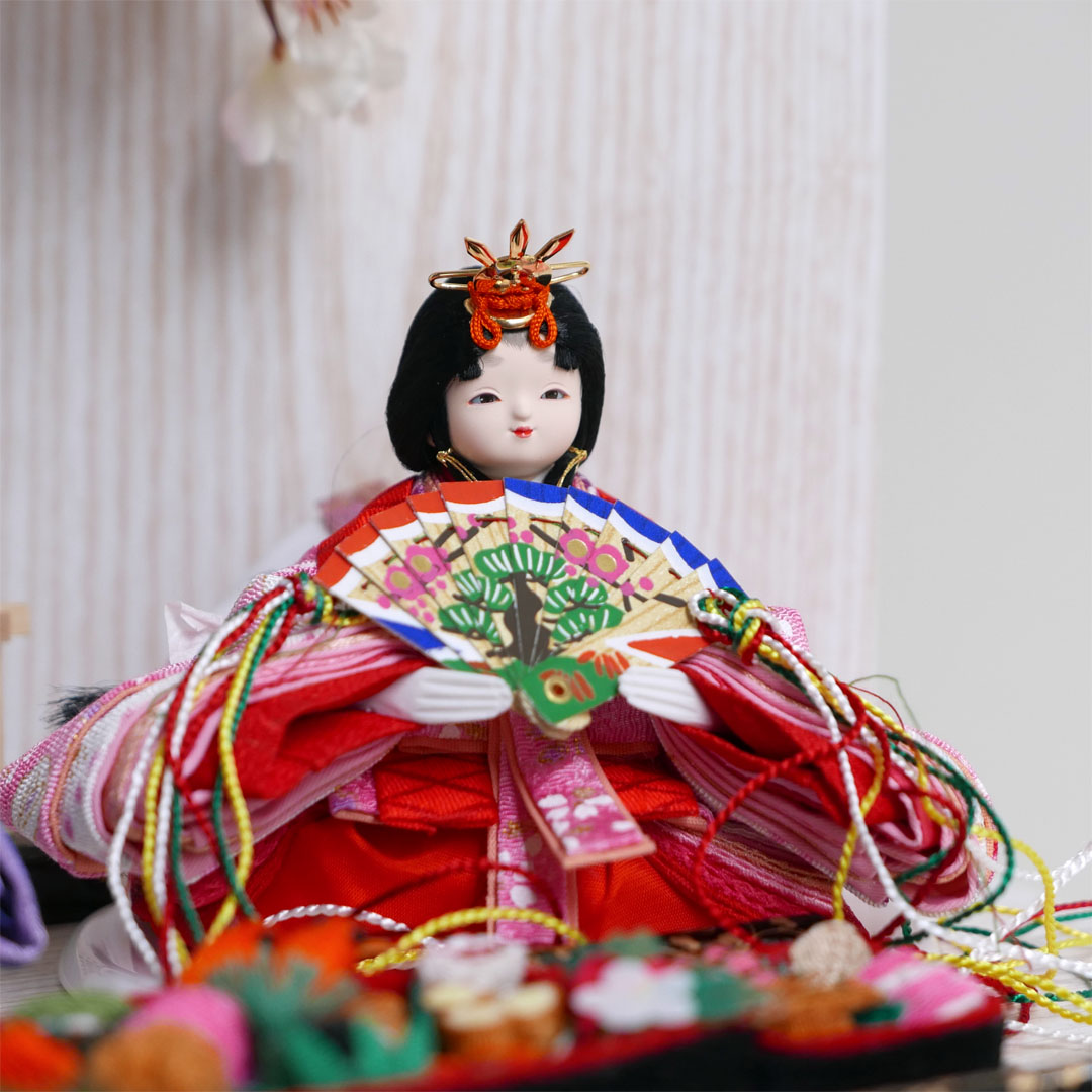 うさぎ衣装の極小雛人形白木目収納飾りが安い 雛人形収納飾り～広島市の人形問屋十二段屋