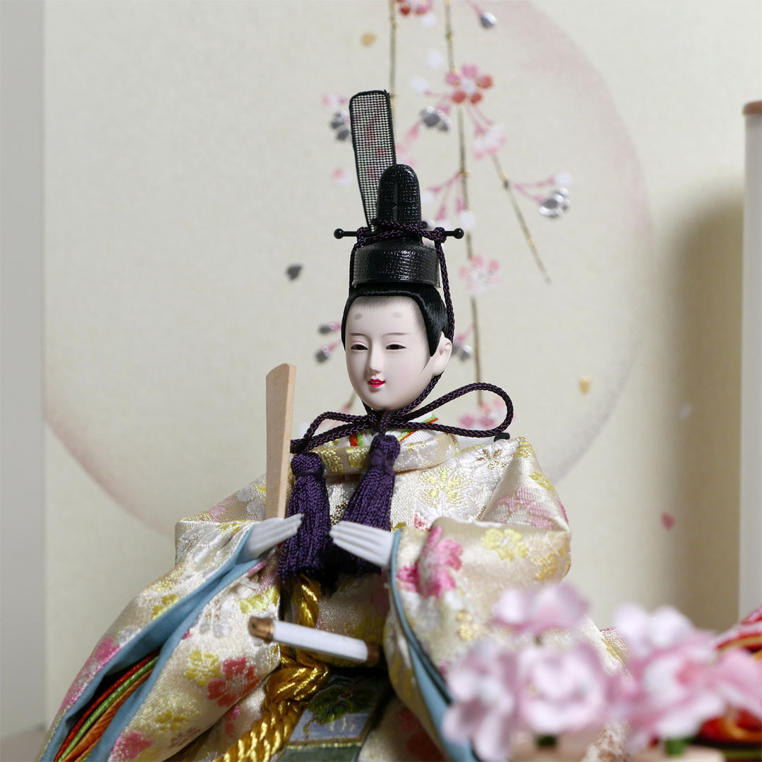 オレンジと黄色の桜柄衣装の雛人形月に桜段違い屏風収納飾り