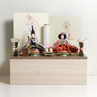 薄ピンクと白のキラキラ衣装雛人形月に桜段違い屏風収納飾り