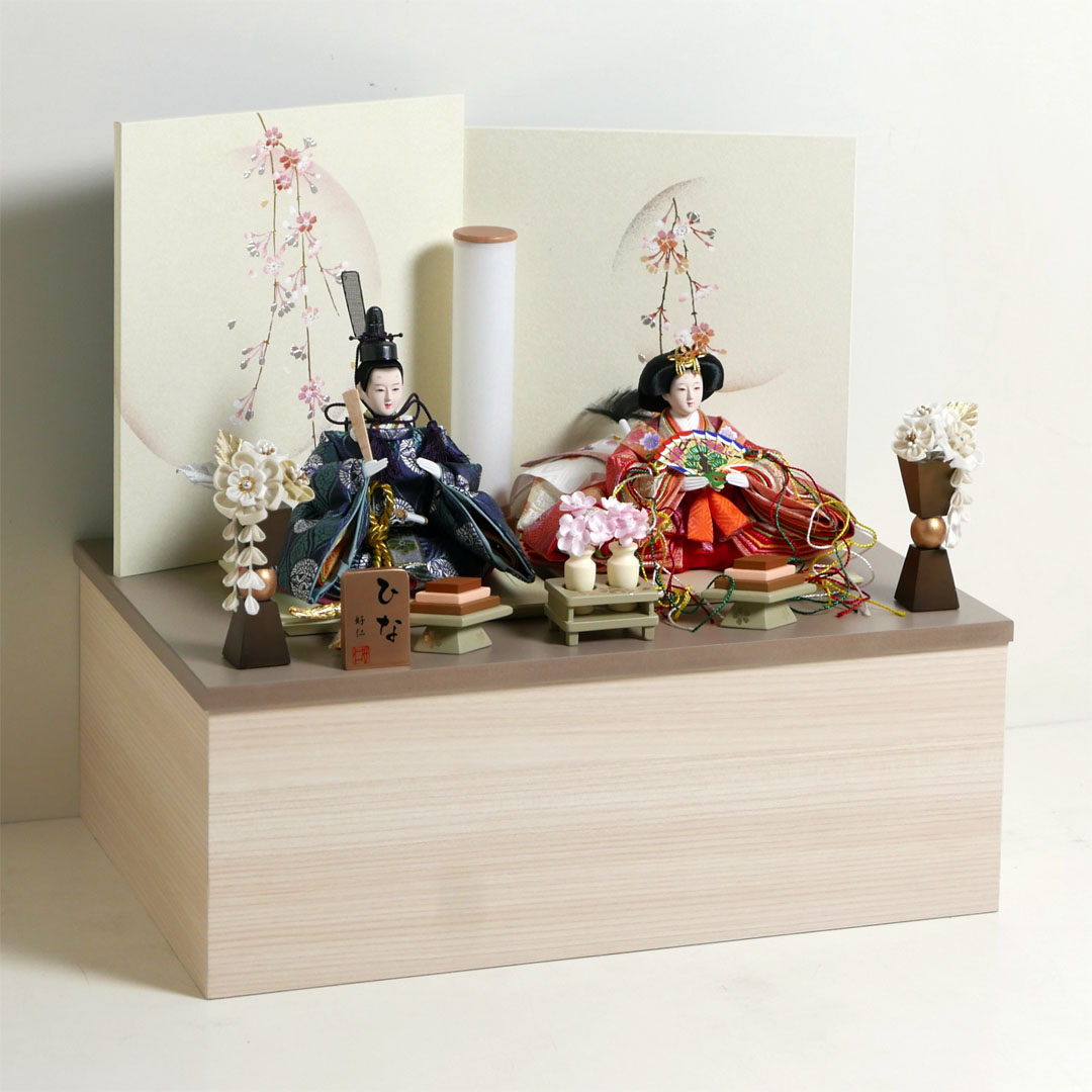 ピンクと青の有職文様衣装の雛人形月に桜段違い屏風収納飾り