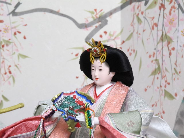 おしゃれな薄緑の雛人形手描き桜屏風収納親王飾り