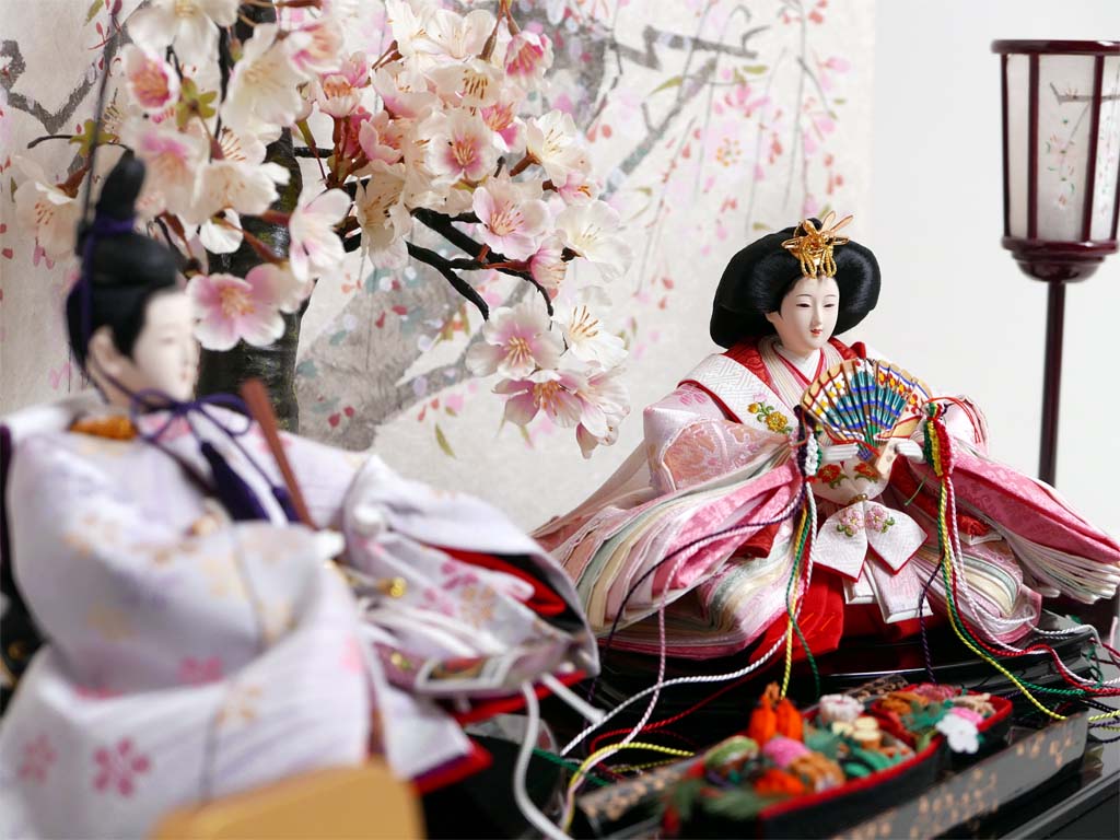 淡くてきれいな色合いの雛人形手描き桜屏風桜親王飾り