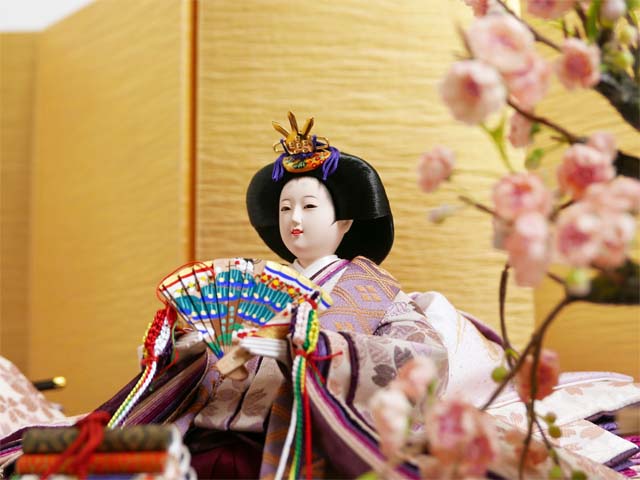 落ち着いた淡い紫桜衣装の雛人形絹金包み屏風桃花親王飾り