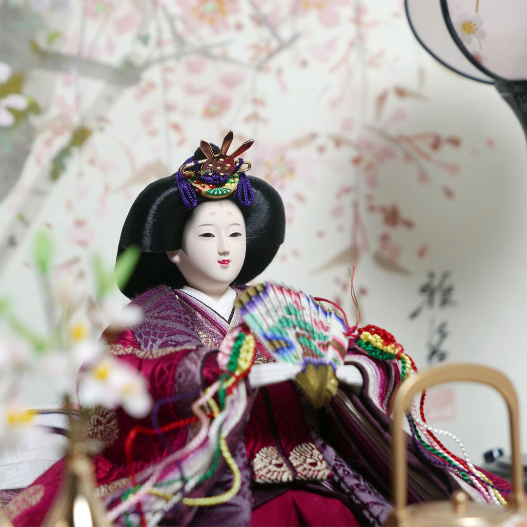 望月龍翠作 有職麹塵衣装の雛人形手描き桜屏風親王飾り