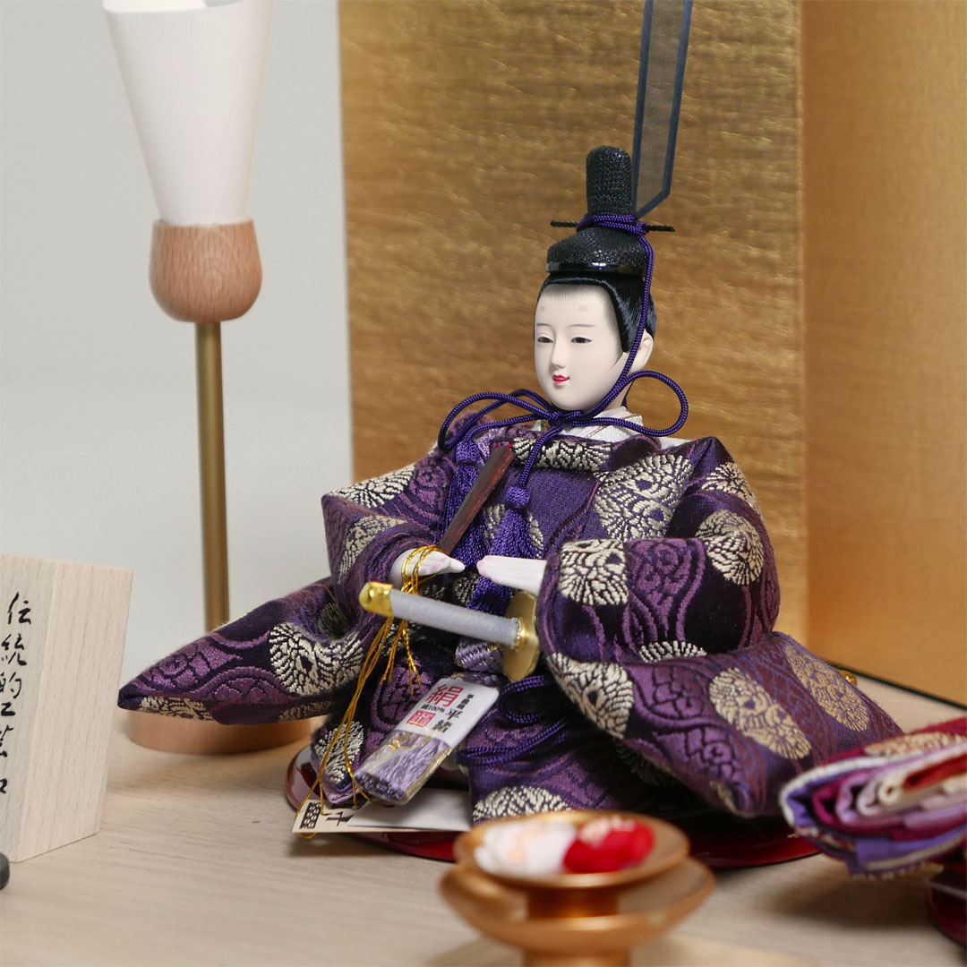 望月龍翠作 エンジ紫雲立涌鶴紋正絹衣装雛人形栓金屏風親王飾り