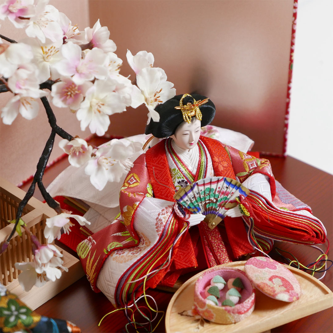 縁起の良い松竹梅衣装の雛人形ピンク箔しだれ桜親王飾り