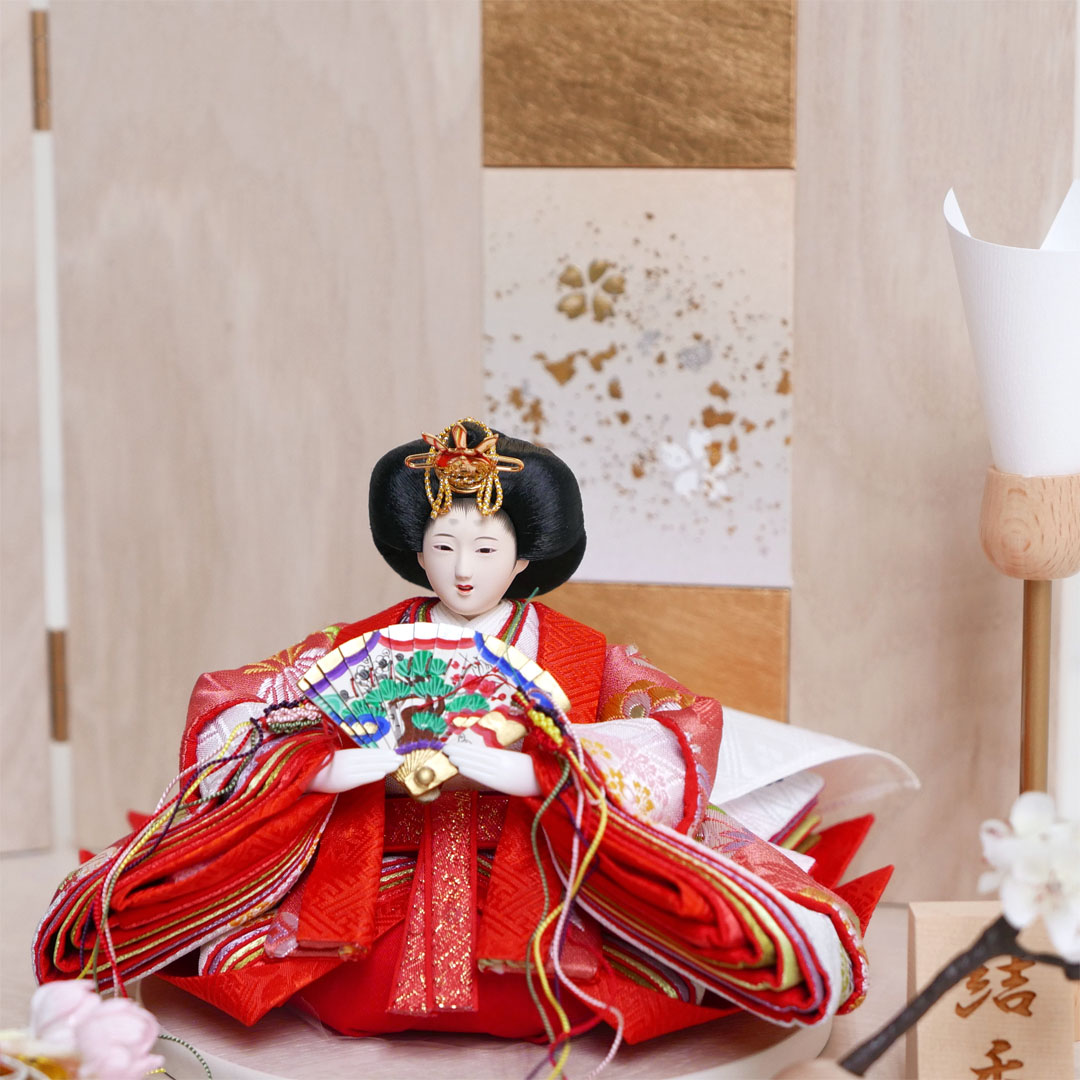 縁起の良い松竹梅衣装雛の雛人形ナチュラル木目屏風斜紅白梅燭台親王飾り