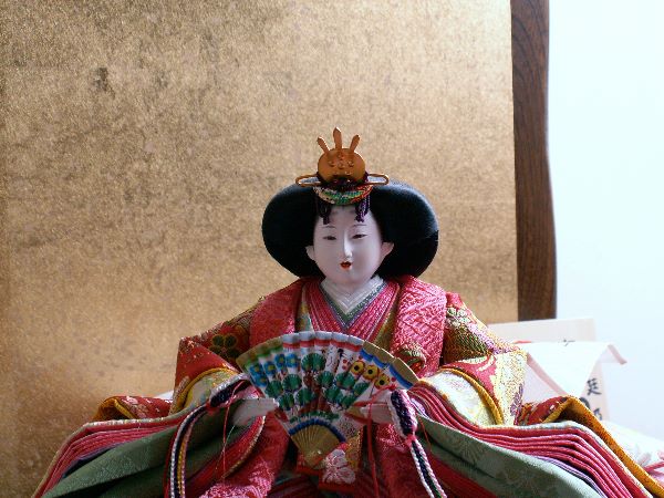 小出松寿本人が一押しする洗練された雛人形の創作宮廷飾り