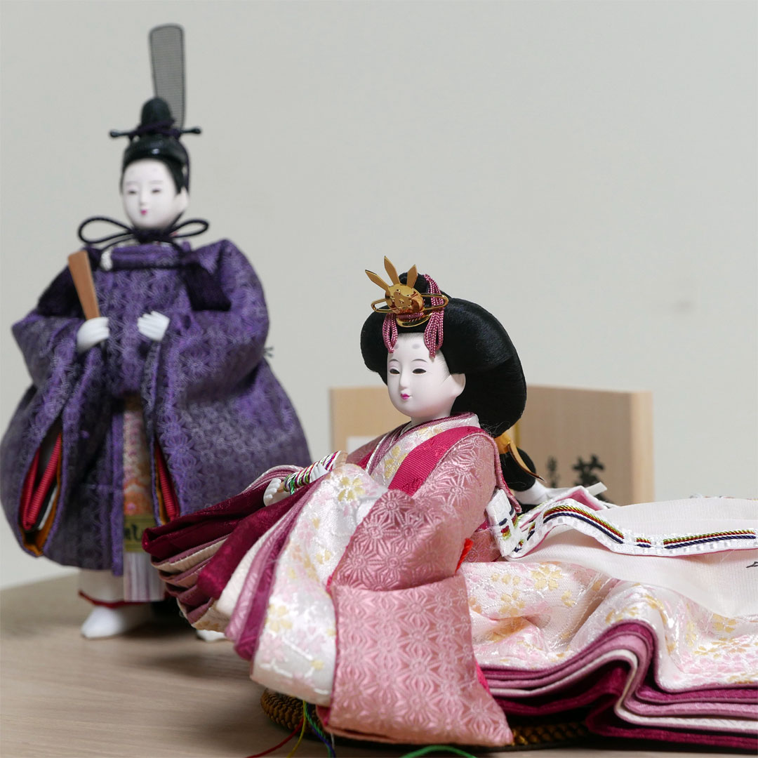 柴田家千代作 麻の葉柄衣装雛人形栓平台花飾り