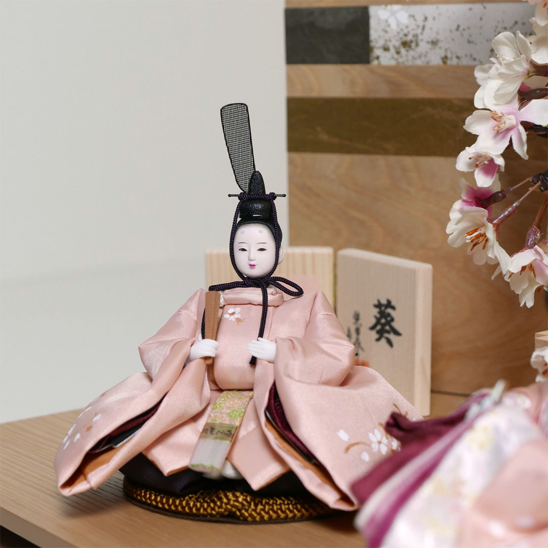 柴田家千代作 手描き桜ピンク衣装雛人形木目屏風大桜親王飾り