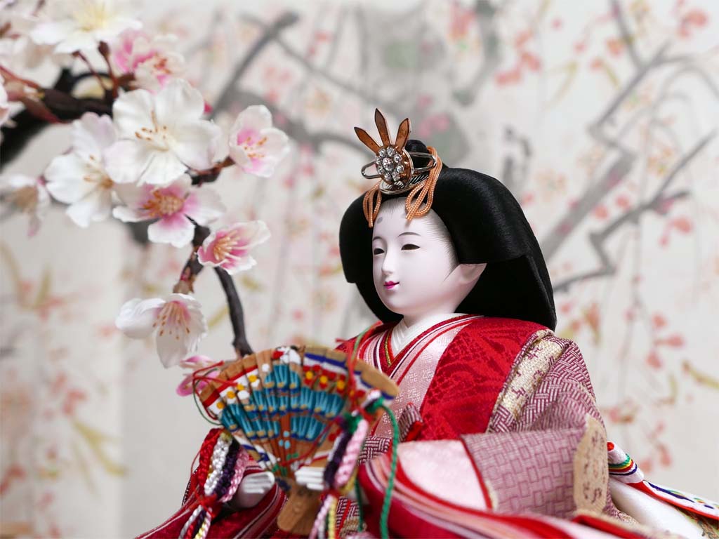横山一彦作 名物裂糸屋輪宝手衣装の雛人形手描き桜屏風大桜親王飾り