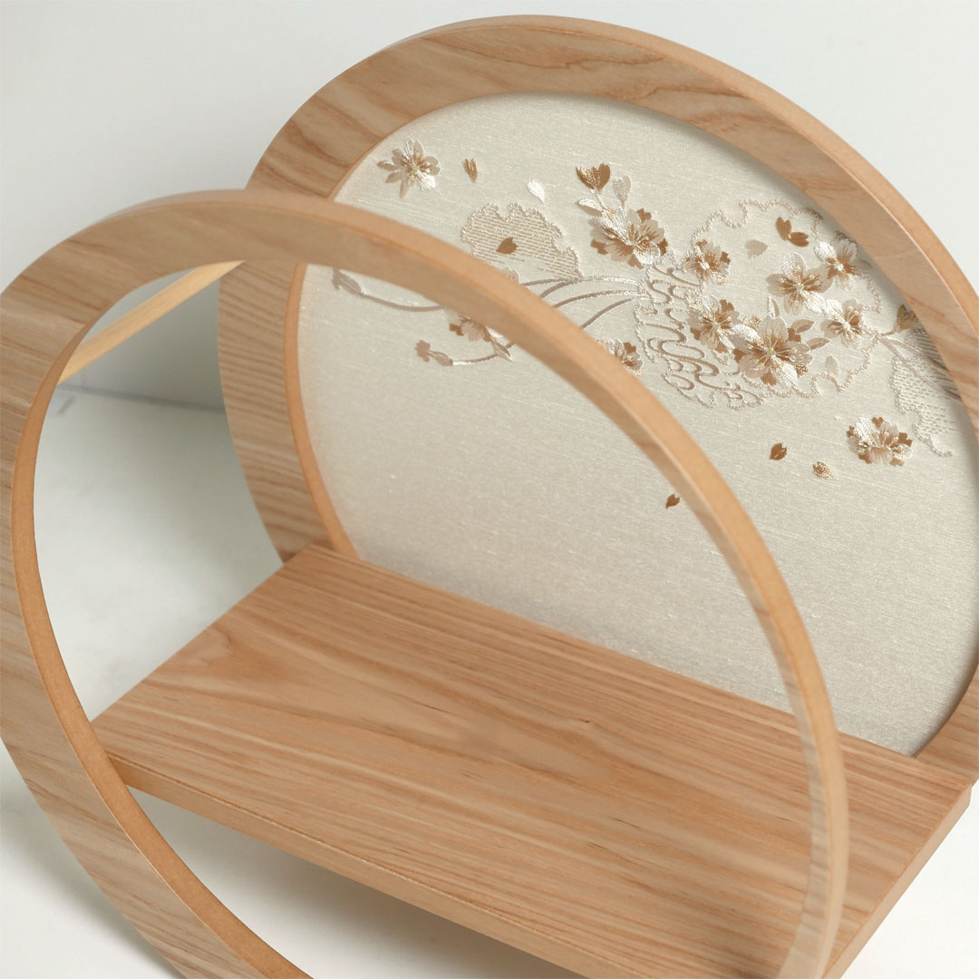 雄山作 7号伊達政宗公兜桜刺繍月型飾り