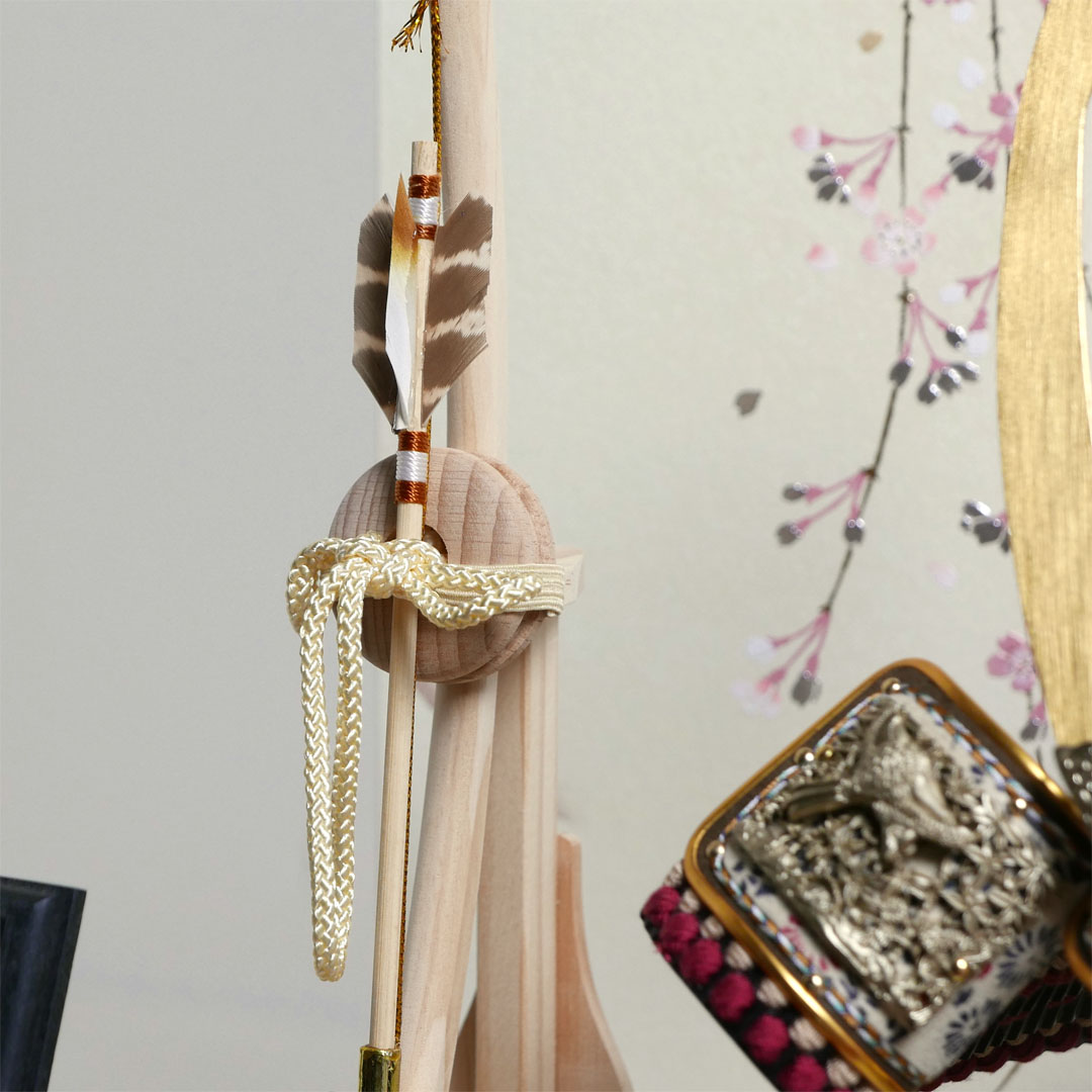 雄山作 無双雀 1/5 奉納兜 黒小札紅梅威桜段違い屏風収納飾り