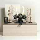 雄山作 無双雀 1/5 奉納兜 黒小札鉄色威桜段違い屏風収納飾り