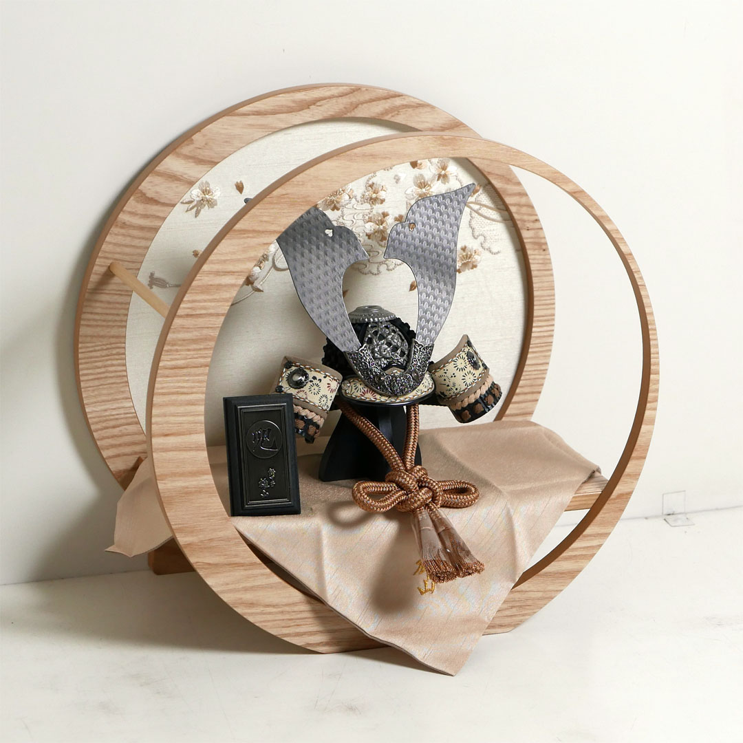 雄山作 天賦之大和7号桜刺繍月型飾り