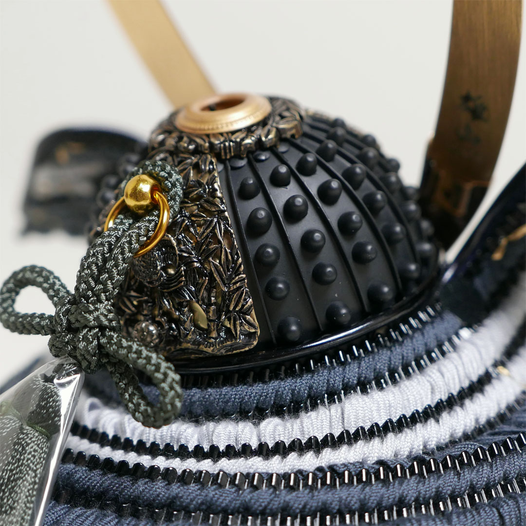 雄山作 無双雀 1/5 奉納兜 黒小札鉄色威 兜単品