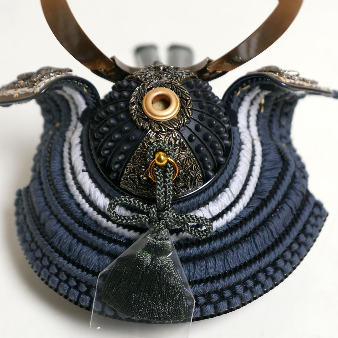 雄山作 無双雀 1/5 奉納兜 黒小札鉄色威 兜単品