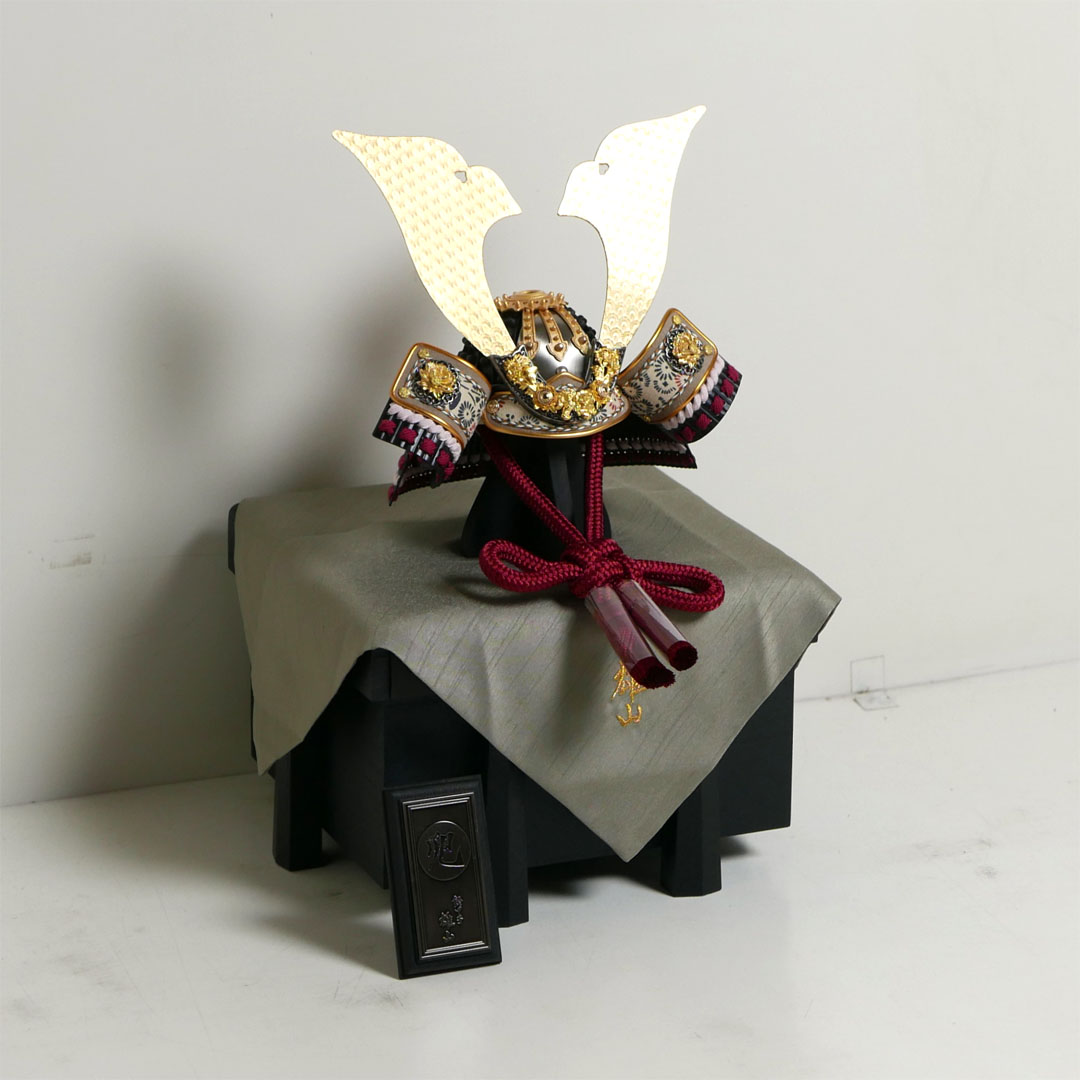 超絶技巧金物 天賦の兜 7号 夢牡丹 黒小札紅梅糸威