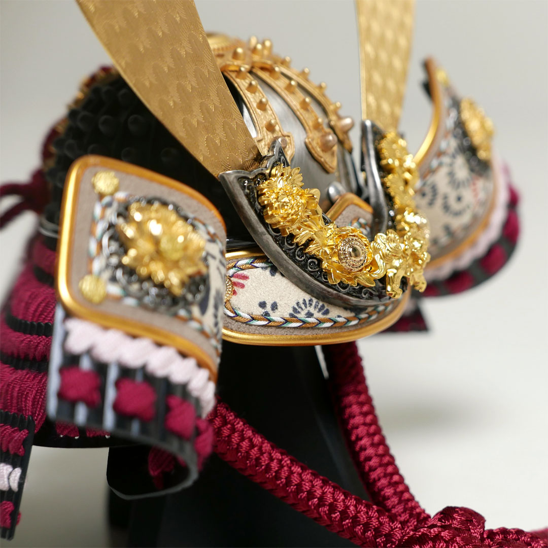 超絶技巧金物 天賦の兜 7号 夢牡丹 黒小札紅梅糸威