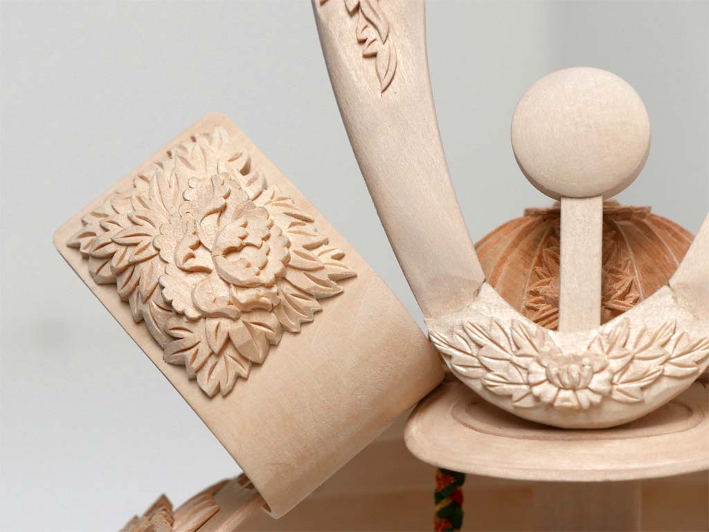 木彫り8号日輪の木製兜 一刻作