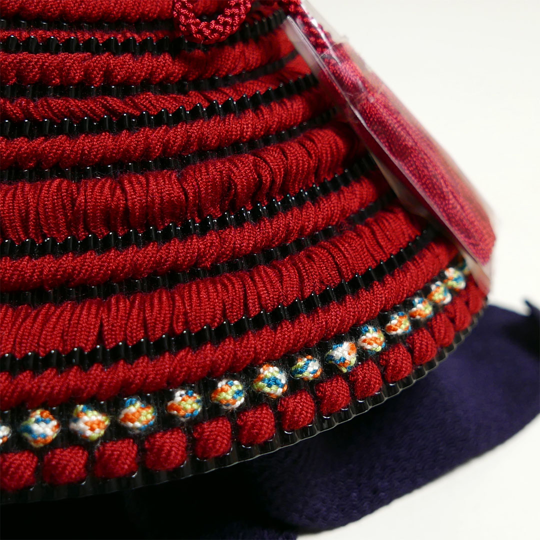 雄山作 甲子之平安兜8号 黒小札茜糸威之兜 兜単品