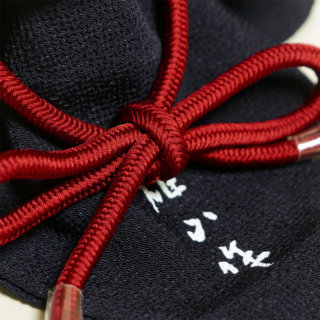 雄山作 甲子之平安兜8号 黒小札茜糸威之兜 兜単品