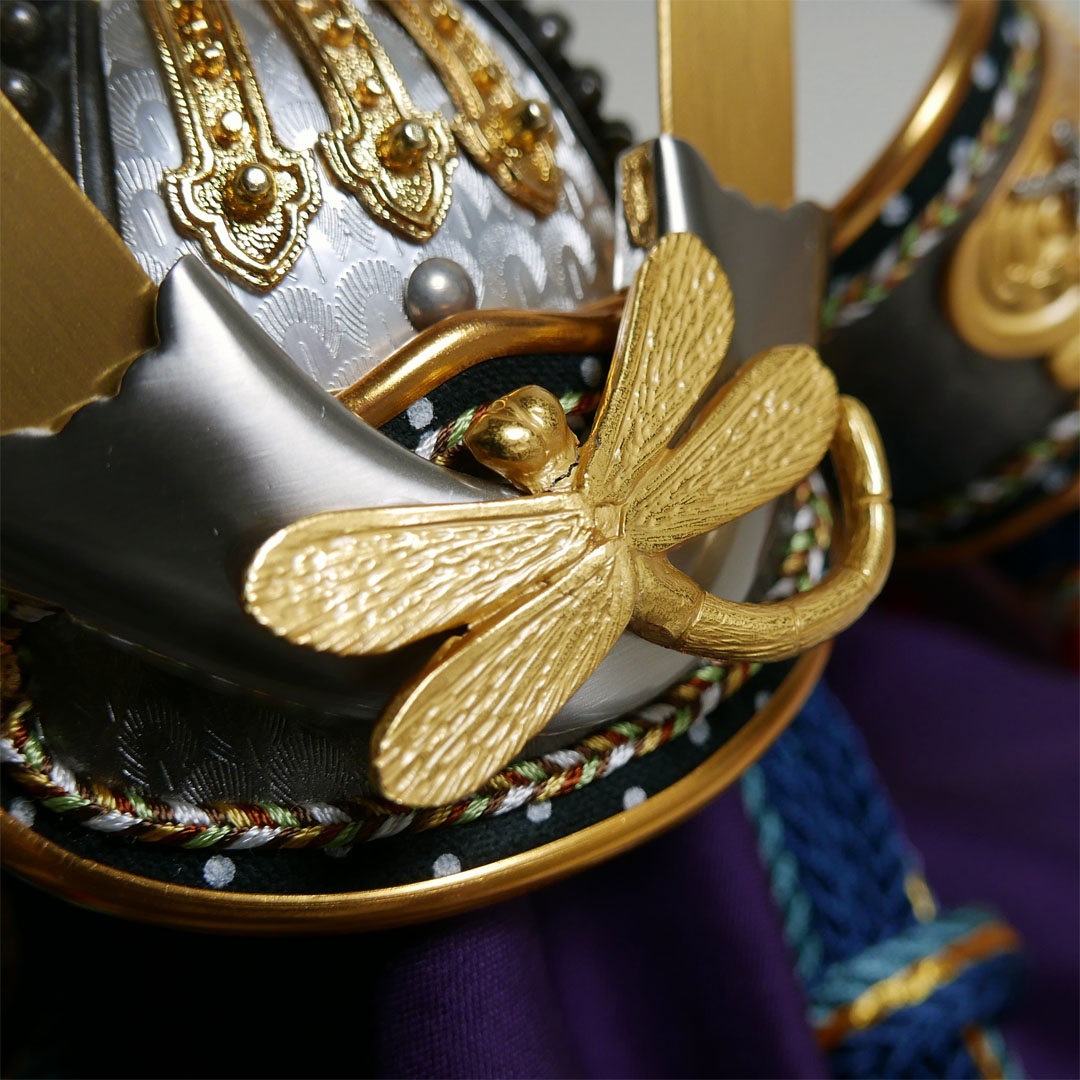 平安道斎作 勝虫の兜 純金箔押小札総裏紺糸裾濃威蜻蛉金具付之兜10号 兜単品