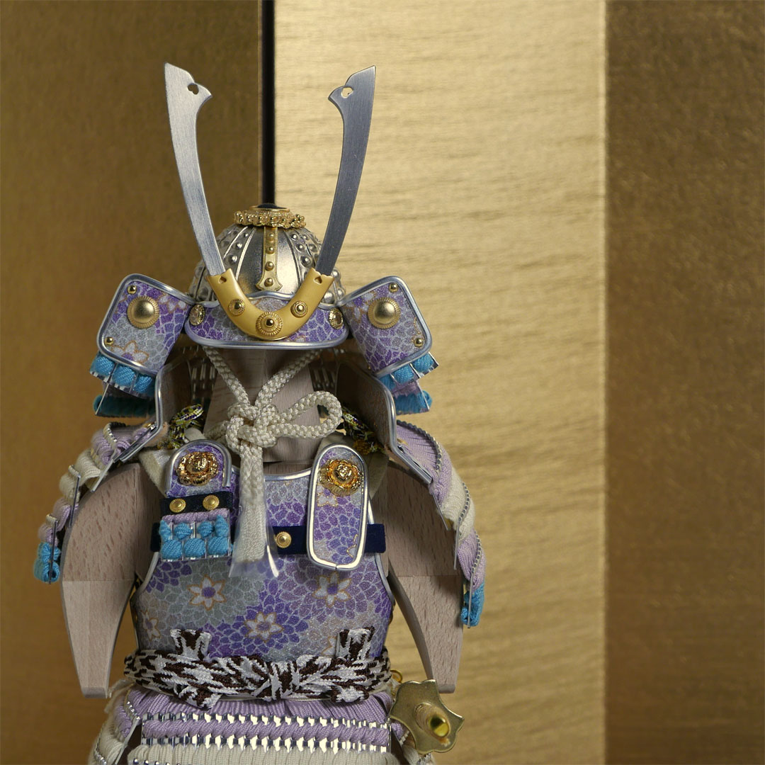 雄山作 タンゴ侍 藤丸 金屏風木目台飾り 鎧飾り 木製の五月人形